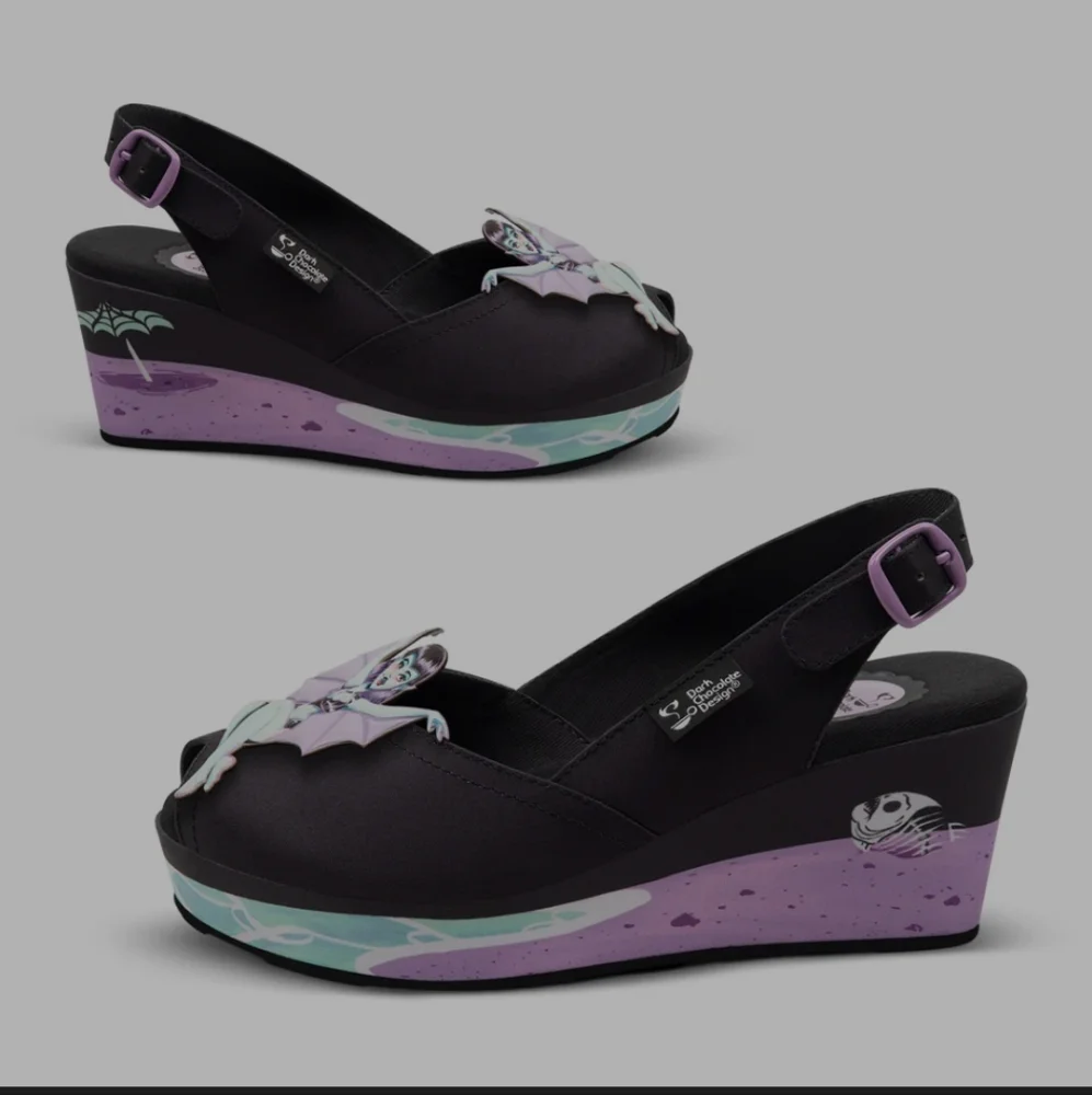 Dark Chocolate Design Beach Ghouls Sandal - Picture 4 of 16